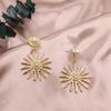 Pendientes de girasol con personalidad de aguja de plata S925, pendientes de diamantes de perla de viento frío exagerados europeos y americanos, pendientes elegantes de celebridades de Internet