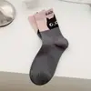 Meias meias femininas de comprimento médio cores primavera e outono combinação de cores gatinho coreanas fofas desenhos animados meias estilo acadêmico meias de estudante