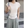 ¡Look adelgazante de línea ósea! Camiseta Blanca de Manga Corta para Mujer Estilo Normcore Ajustada Casual Cuello Redondo