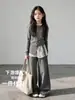 Ropa elegante y de alta calidad para niñas, con atuendos de inspiración coreana, un aspecto hermoso y nuevos diseños de otoño 2026, incluyendo suéteres y cárdigans para niños.