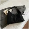 Bolsa Casual Retro de Grande Capacidade para Mulheres Moda Inverno 2025 Nova Bolsa de Ombro para o Dia a Dia Bolsa Tote Relaxada