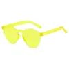 Moda nuevos gafas de sol de moda TikTok para mujer Viaje disco divertidas Protección UV Gafas a prueba de sol de celebridad de Internet hombres