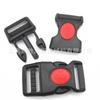 En stock venta directa casco accesorios de plástico 2CM enchufe interruptor Hebilla enchufe punto rojo hebilla poliformaldehído negro más hebilla enchufe rojo