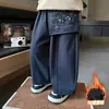 Pantalones de Peluche para Niños Otoño e Invierno 2026 Estilo Nuevo Ropa de Invierno Pantalones Deportivos de Chico Travieso y Genial Pantalones de Chándal Engrosados para Niños Traviesos y Geniales