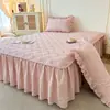 Saia de Cama Matelassada Estilo Princesa Peça Única Cobertura de Bainha Feia Novo 2025 Colcha Escovada Espessa Estilo Saia de Cama Cobertura de Cama à Prova de Poeira