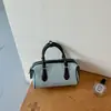 Otoño 2026 Nuevo Estilo Coreano Retro Bolso de un Hombro Moda Venta Caliente Color Sólido Bolso Cruzado Cubo para Viajes