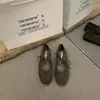 Sapatos Femininos de Bico Raso Estilo Coreano Novos 2025 Sapatos Mary Jane com Cadarço e Laço Mocassins Retro de Fundo Plano com Solado Macio