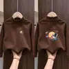 Roupa de Baixo Infantil Gola Alta Meia Outono/Inverno Novo Estilo Veludo Alemão Roupas de Outono para Meninos Top de Manga Longa Quente e Versátil para Crianças de Meia-Idade a Mais Velhas