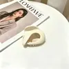 Presilha de Cabelo Abalone Cor Série Tartaruga Acrílico 9cm para Mulheres, Venda Direta do Fabricante, Presilha Tubarão Estampa Leopardo, Acessório de Cabelo Elegante