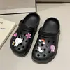 Zapatos con Agujeros para Mujer 2026 Nuevo Estilo Coreano Ins Tendencia Lindos de Punta Cerrada Sandalias Antideslizantes para Exteriores Zapatos de Playa de Verano Suela Gruesa