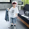 Conjunto de Três Peças Jeans Brilhante de Manga Curta para Meninos Verão Estilo Coreano Roupa Estilosa da Moda Infantil Roupas Frescas para Bebês
