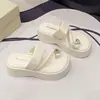 Sandalias Slip-On con Suela Gruesa para Aumentar la Altura para Mujer, Nuevo Modelo Verano 2026, Cómodas para Personas Bajitas, Chanclas con Pedrería para Mujer