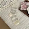 Meias Risadas Estilo Coreano Meia de Cano Médio Feminina Primavera e Outono Casual Esportivas Simples Estilo Japonês Meias Longas Largas