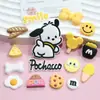Perro pacha de trasero lindo accesorios DIY perro de goma blanda agujero para perro zapatillas decoración de bolsa para portátil accesorios al por mayor