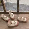 Nuevos Zapatos de Lona para Niños Primavera/Verano con Velcro, Planos de Corte Bajo, Estilo Coreano Suela Suave Zapatos de Guardería para Abuelas, Zapatos para Niños