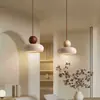 Luminária Pendente Pequena de Madeira Maciça Amarela Natural de Travertino para Mesa de Cabeceira, Estilo Wabi-Sabi para Pousada Restaurante Balcão de Bar Luminária Pendente Redonda Personalizada tipo F UFO