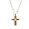 Collar de Zirconia Esmeralda Estilo Francés Nuevo Llegada con Corazón Hueco y Diseño de Cruz Collar Versátil para Mujer