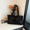 Niche Design Sweet Cool Style Bolsa de Grande Capacidade 2024 Novo Laço Plissado Ombro Trabalho Bolsa Tote Muter
