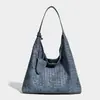 2025 Nuevo Diseño de Nicho Bolso Tejido a Mano para Viajar Bolso Tote Versátil de Alta Gama Bolso de Hombro Único Cruzado para Mujer
