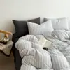Conjunto de Roupa de Cama Ins de Quatro Peças Algodão Lavado Novo Estilo 2026 Lençol Capa de Edredom Conjunto de Três Peças Individual para Dormitório Estudantil