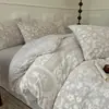 Juego de Ropa de Cama de Invierno de Alta Calidad, Nuevo, con Tallado 3D, de Terciopelo, Cuatro Piezas, de Terciopelo de Leche Burnout, para Mujer, Lujo Ligero, Sensación de Gama Alta