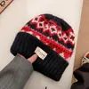 Chapéu estilo Fair Isle para mulheres, com forro de fleece espesso para aquecimento no outono e inverno, protege as orelhas, afina o rosto, gorro de tricô, resistente ao frio e com estilo Lei Feng