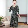 Vestido floral de manga comprida plus size para primavera e outono novo vestido feminino com cintura vestido floral peça externa