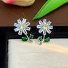 Pendientes de circonita con diseño de girasol y explosiones transfronterizas, ligeros, lujosos y elegantes, con personalidad, diseño de nicho y sentido de la moda coreana.