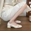 Sandalias de Piel de Oveja Estilo Francés para Mujer, Nuevo Modelo de Verano 2025, Zapatos Retro Mary Jane con Tacón Grueso y Corte Calado con Diseño de Camelia, Adecuados para Combinar con Vestidos