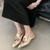 Zapatillas de Baotou Sandalias de Moda para Mujer Venta al por Mayor Transfronteriza Mulas Planas Zapatillas Bordadas de Punta para Exterior Verano Mujer