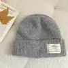 Chapéus de Outono e InvernoLiquidação de Itens Únicos! Chapéus de Pelo, Chapéus de Tricô, Boinas, Chapéus para Clima Frio, Chapéus Octogonais, Chapéus de Caçador