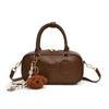 2024 Otoño e Invierno Nueva Bolsa Cuadrada Pequeña de Mano para Mujer Retro Casual Moda Bandolera Pequeña Fresca Moderna Bolso de Hombro