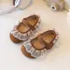 Novos sapatos infantis de outono com cadarço, sapatos clássicos pequenos de couro, sapatos de princesa da moda coreana para meninas, rasos, sola macia, com laço