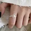 Anillo Liso de Plata Esterlina S925 Retro de Nicho Anillo para Mujer Color Libre Lujo Ligero de Alta Gama Anillo para Dedo Combinable Anillo Abierto