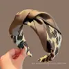 Diadema con Estampado de Leopardo Marrón para Mujer, Nuevo Estilo de Gama Alta, Diadema de Corona Alta para Lavarse la Cara, Pinza para el Cabello Gruesa Retro de Otoño e Invierno, Accesorio para el Cabello