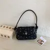Bolsa de Ombro Versátil com Laço, Novo Estilo Verão 2025, com Toque de Luxo, Bolsa de Mão com Design Exclusivo, Bolsa de Axila Feminina