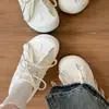 Populares zapatos de entrenamiento alemanes de alta apariencia, delgados, que aumentan la altura, de suela gruesa, para mujer, nuevas zapatillas casuales retro de otoño 2026