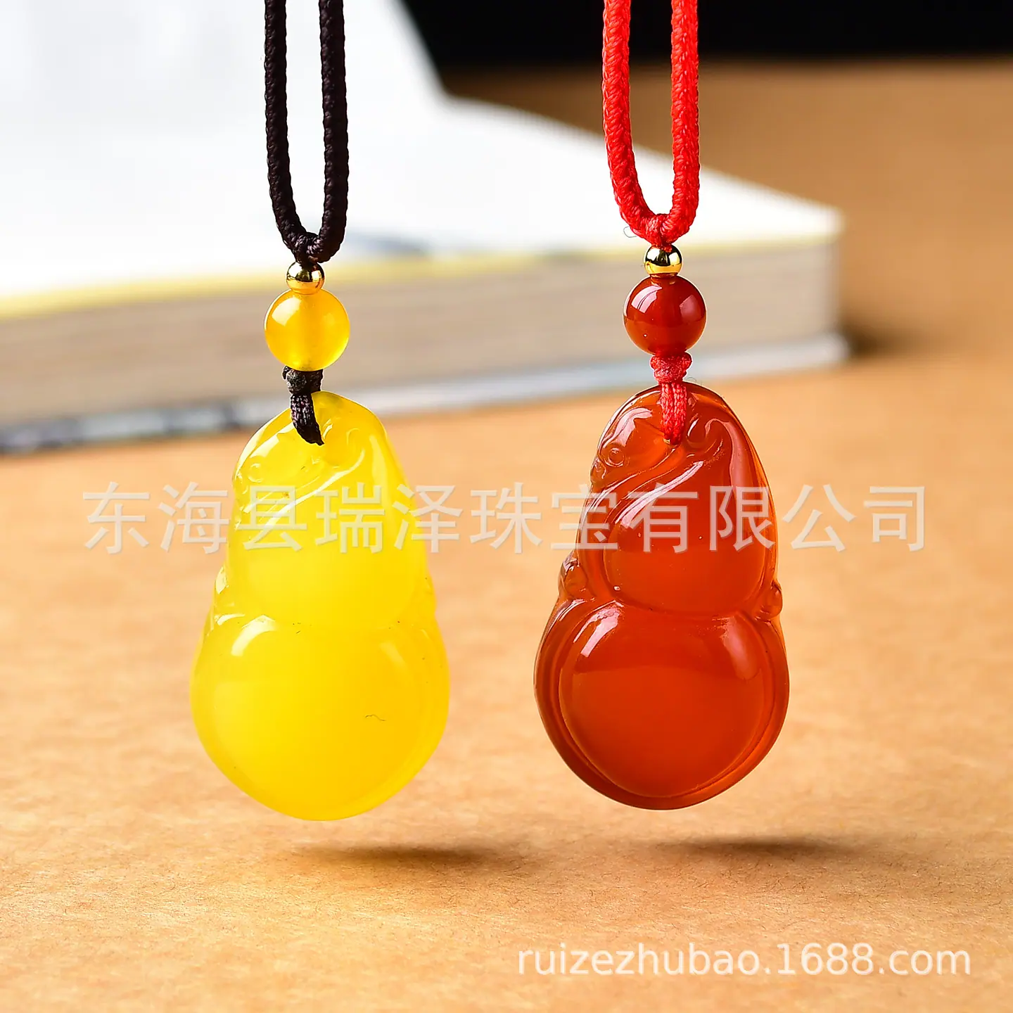玛瑙葫芦项链