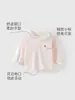 Ropa de Bebé Niña Otoño Invierno Capa Base Terciopelo Suave Clase A Se Puede Usar Afuera Ropa de Otoño Niña Bebé Dulce Top de Encaje