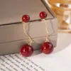 Pendientes de Perla con Zirconia de Goteo Rojo de Angola, Pendientes de Estilo Retro Francés, Pendientes Exquisitos de Gama Alta de Nicho para Mujeres