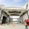 Toldo Eléctrico Retráctil Grande Personalizado Cancha de Baloncesto al Aire Libre Fábrica de Toldos Eléctricos Retráctiles Techo de Pasillo de Fábrica Toldo Eléctrico