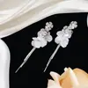 Pendientes Largos de Concha con Borlas, Textura Floral Plateada, Estilo Resort para Mujer, Nuevos de 2025, Joyería para Orejas de Alta Gama para la Costa