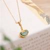 Pingente cadeado Ruyi de jaspe verde espinafre conjunto de colar com fecho de segurança em prata de lei s925 banhado a ouro para mulheres requintado e pequeno