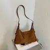 Bolsa de Axila Estilo Coreano Retrô Milennial Feminina Nova Moda Outono 2026 Bolsa de Ombro Único Fosca Bolsa Transversal de Nicho