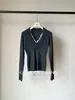 Top de punto con diseño de Youji CZZHANG, patchwork de encaje, cuello en V para mujer, colección de otoño, cintura ajustada, mangas largas, C35229
