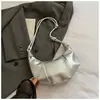 Bolso Dumpling Casual para Viajes al Trabajo para Mujer 2025 Verano Nuevo Bolso de Hombro de Moda Trendy Plisado Relajado Bandolera