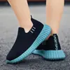 Zapatos para niños, nuevos modelos de primavera y otoño, zapatos de malla para niños y niñas, nuevas zapatillas slip-on de malla transpirable para niños mayores