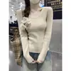 Camiseta básica de punto con cuello en U estilo coreano para mujer, nuevo modelo otoño/invierno 2025, suéter elástico de corte ajustado, top interior elegante