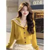 Zynz6718 Tejido Pequeño Fragante Estilo Francés para Mujer Moda Otoño 2025 Top de Punto Versátil Amarillo Cuello Azul Marino