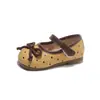 Zapatos Pequeños de Cuero Estilo Suave de Primavera para Niñas con Lazo de Perlas, Suela Suave, Antideslizantes, para Salidas Diarias de Niñas de Preescolar